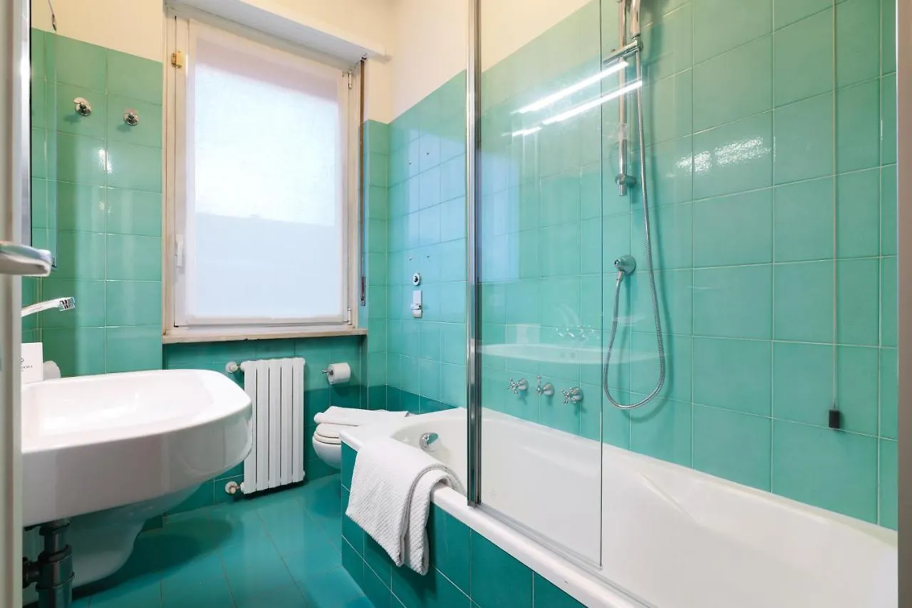 Contempora Apartaments - Elvezia 10A - Quadrilocale E6A Milánó 0*,  Olaszország