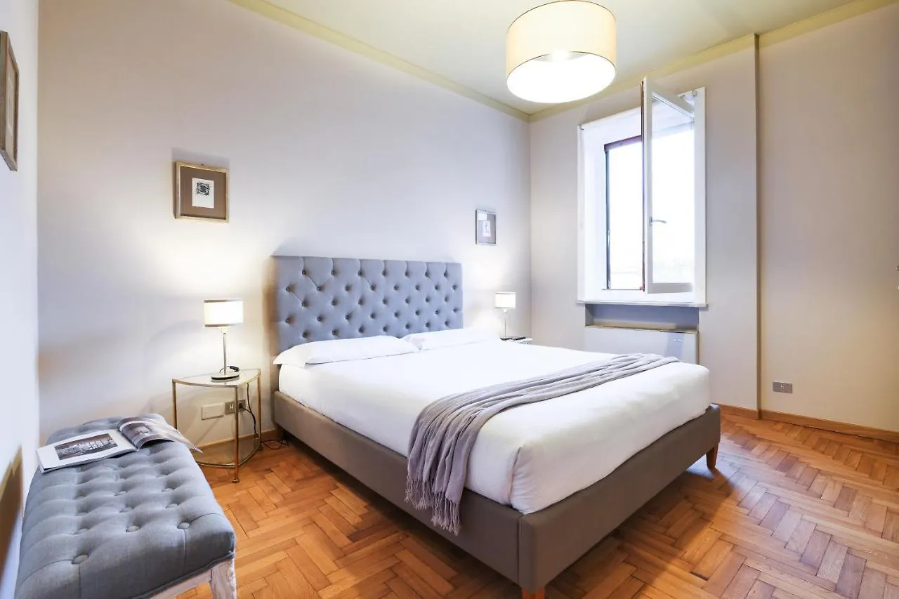 Apartment Contempora Apartaments - Elvezia 10A - Quadrilocale E6A Milan